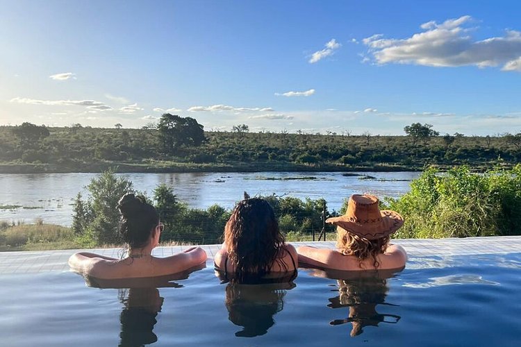 Indlovu 5 day Luxury Safari &amp; Yoga Retreat